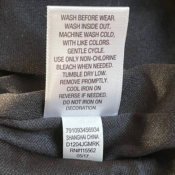 D Signed Disney Black Faux Leather Moto Jacket Girls Medium 10/12 Silver Studs - Picture 10 of 10